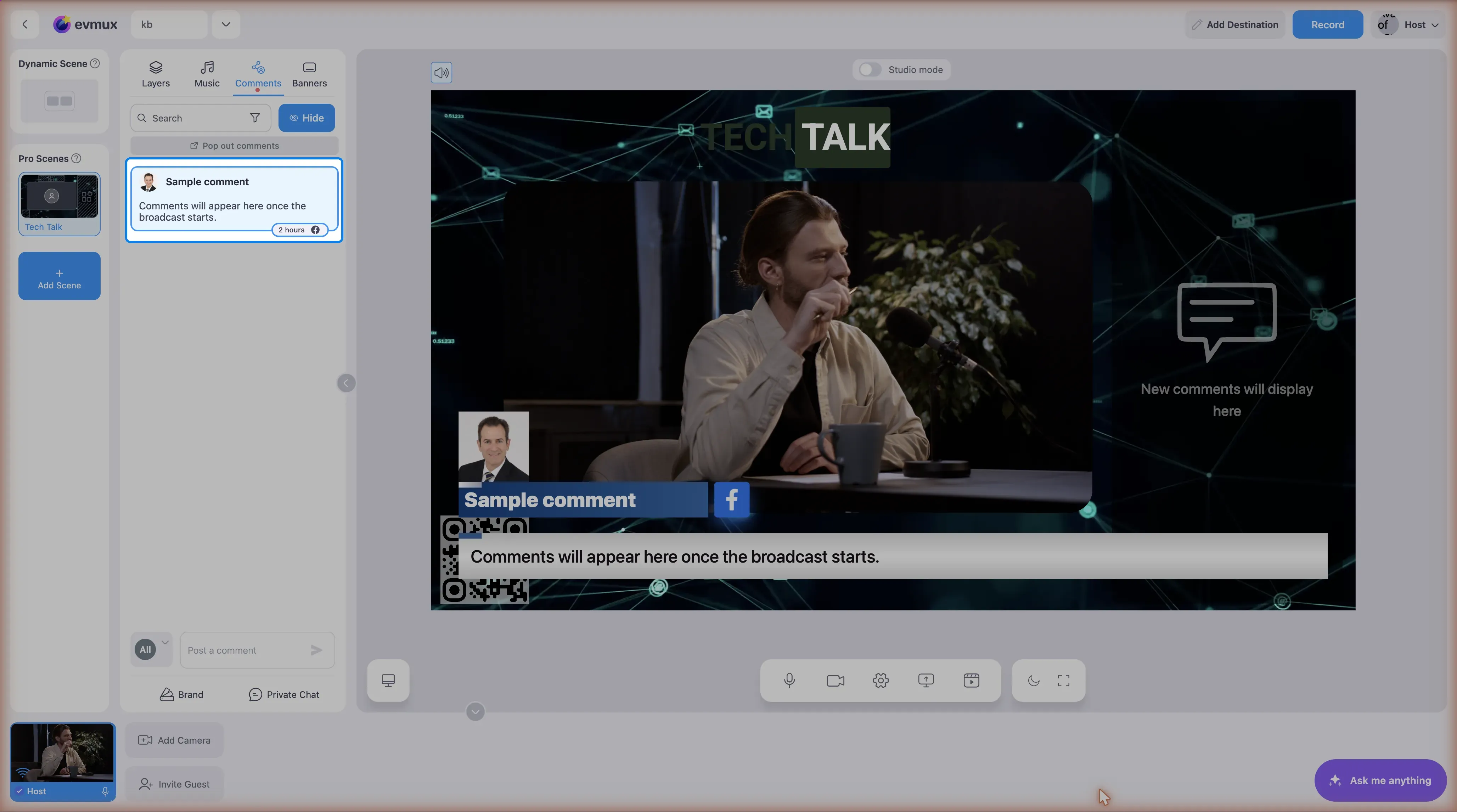 A comment shown on the scene as an overlay with the commenter's name and platform icon, and its list item marked active with a Hide button