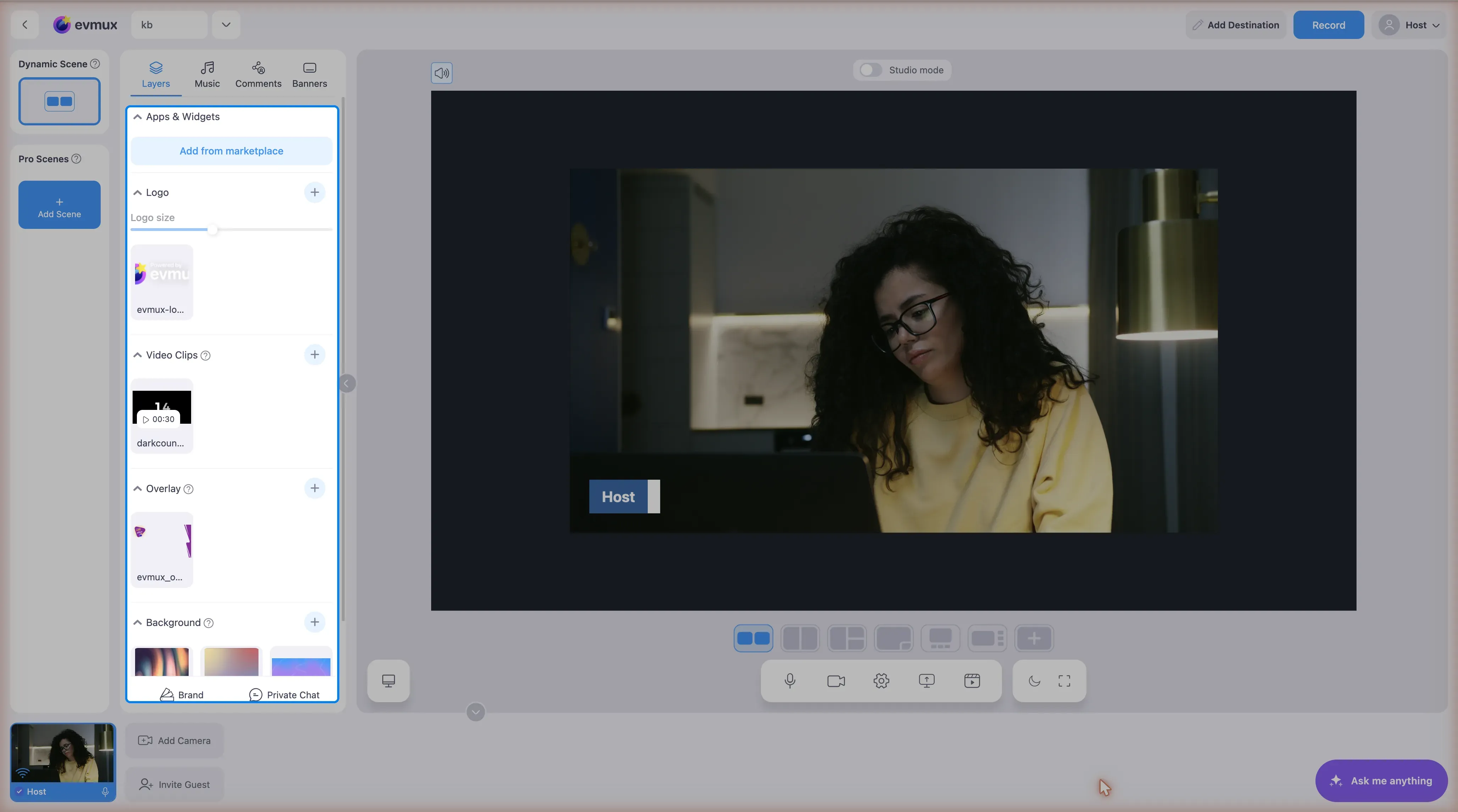 The Layers panel on the Dynamic Scene, highlighted: Apps & Widgets, Logo with a size slider, Video Clips, Overlay and Background sections
