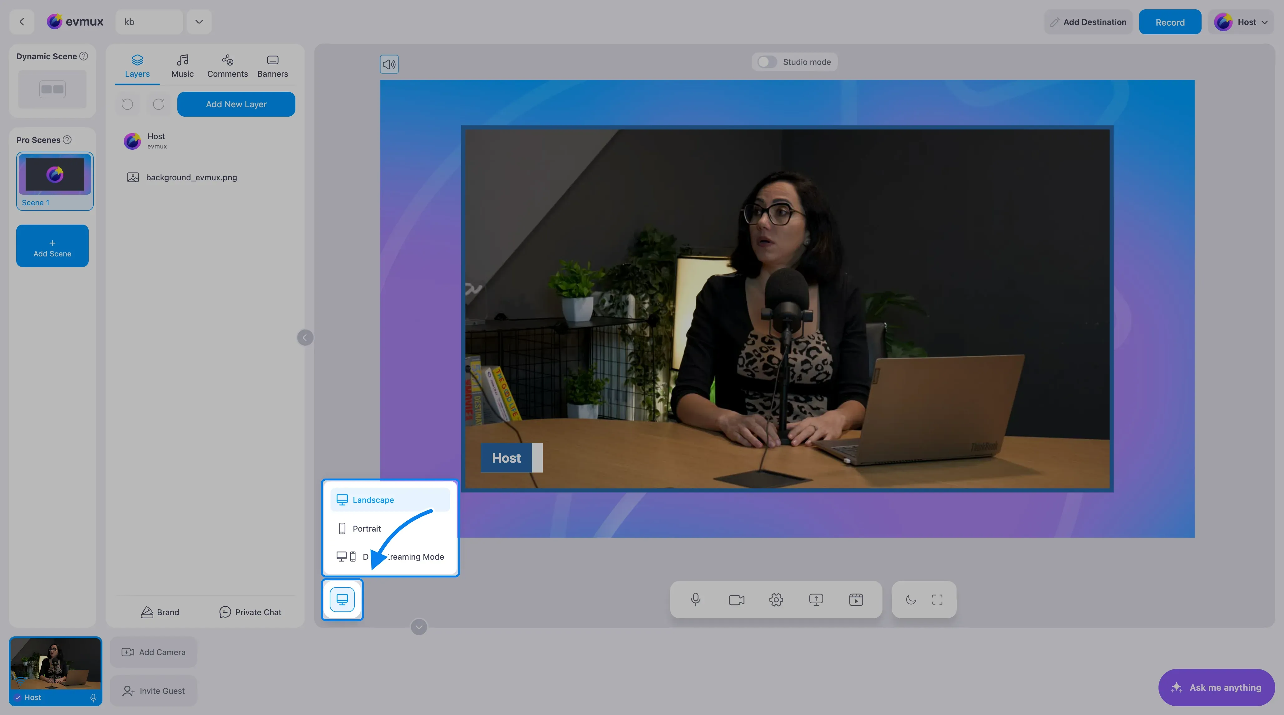 O botão de modo de transmissão à esquerda da barra de ferramentas inferior em destaque, com o menu aberto: Landscape, Portrait e Dual Streaming Mode