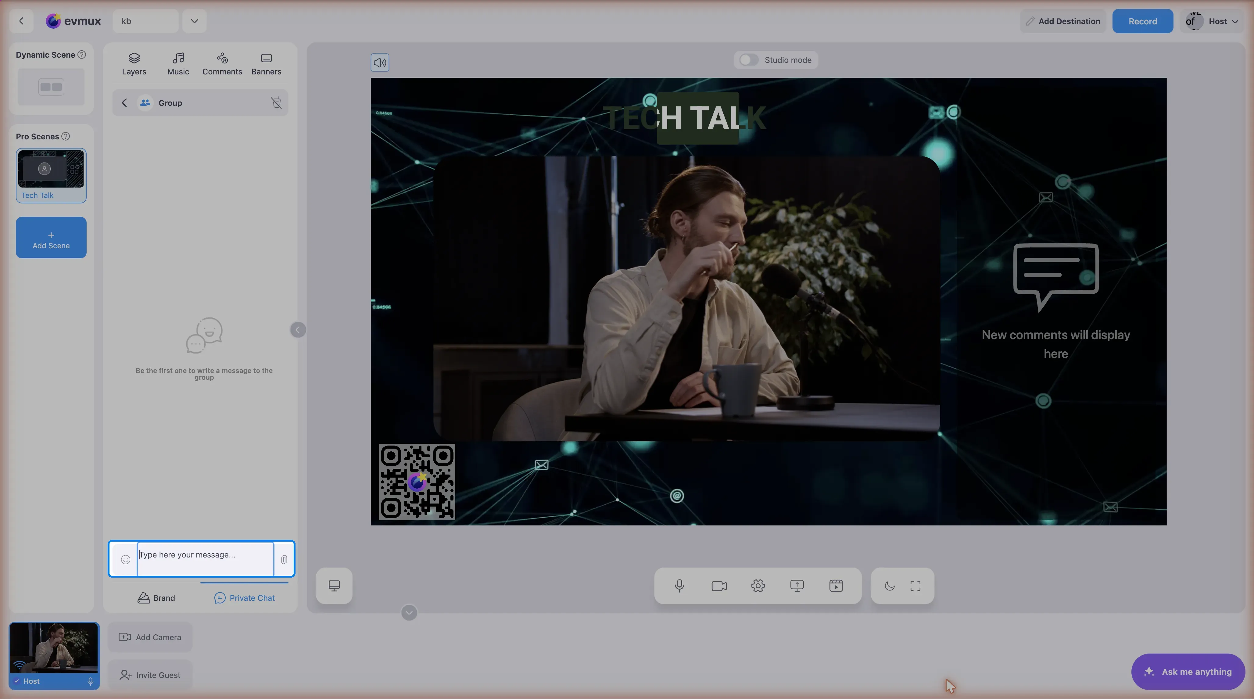 The Group conversation open, with the message box at the bottom of the panel highlighted