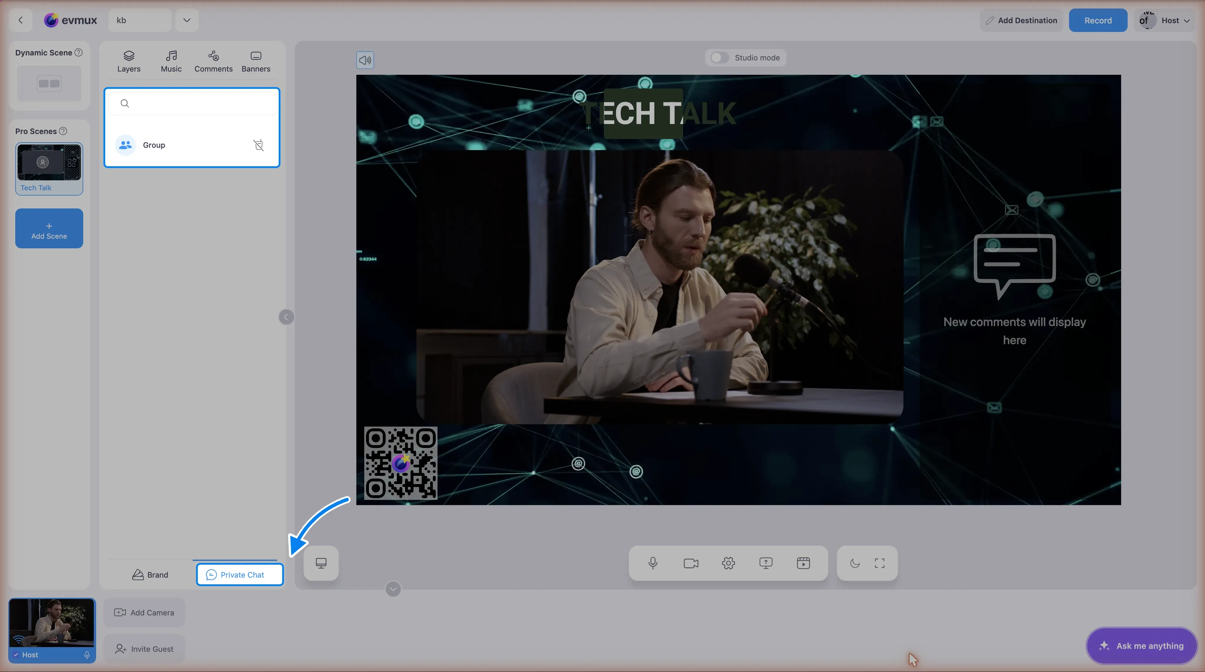 The Private Chat panel with its tab button and the conversation list highlighted, showing the Group conversation